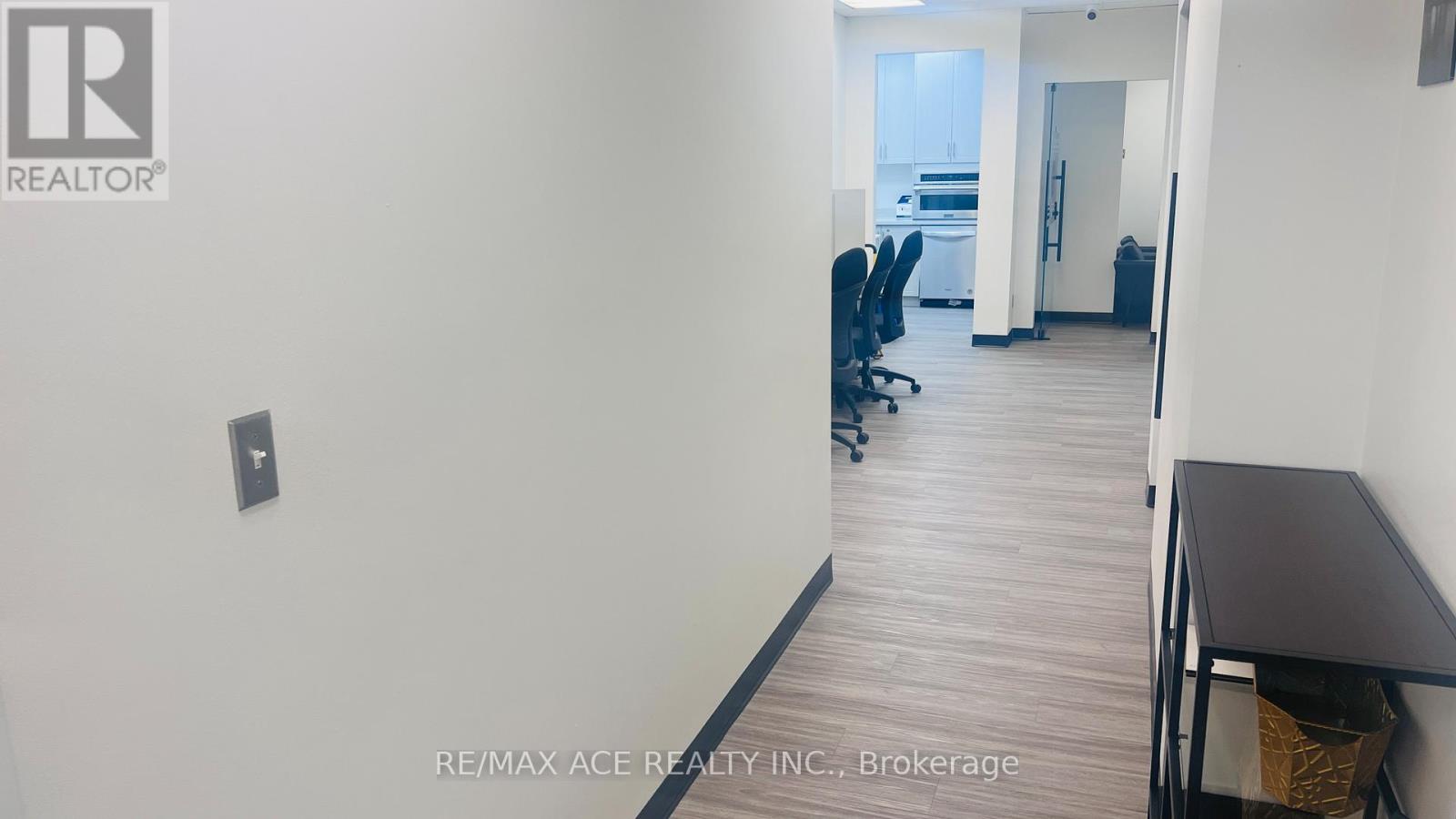 109 & 110 - 150 Consumers Road, Toronto, Ontario  M2J 1P9 - Photo 12 - C13217966