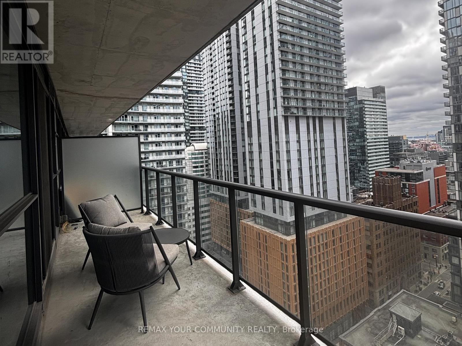 2102 - 290 Adelaide Street W, Toronto, Ontario  M5V 0P3 - Photo 12 - C13214228