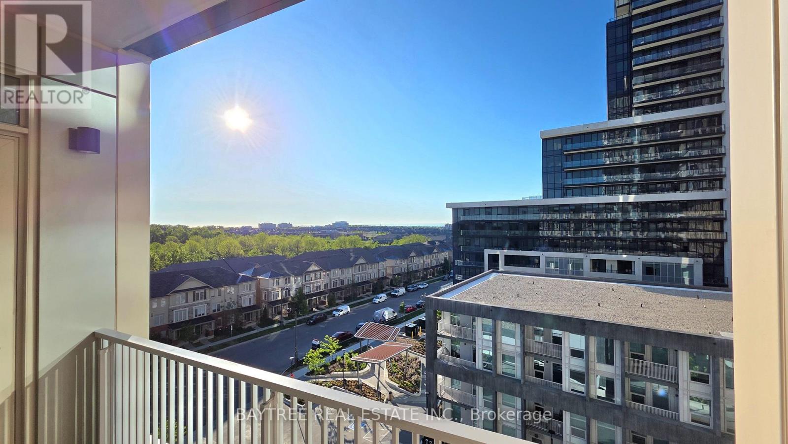 725 - 3240 William Coltson Avenue, Oakville, Ontario  L6H 8C8 - Photo 13 - W13217894