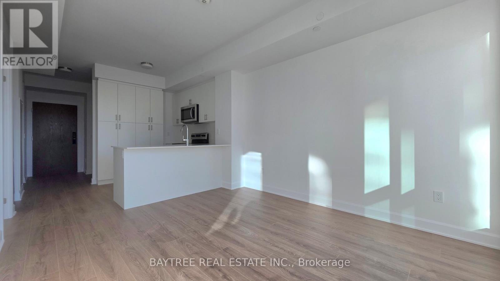 725 - 3240 William Coltson Avenue, Oakville, Ontario  L6H 8C8 - Photo 3 - W13217894