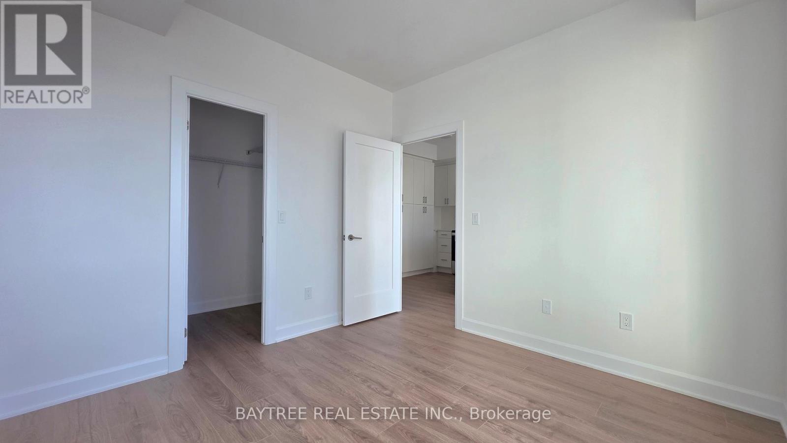 725 - 3240 William Coltson Avenue, Oakville, Ontario  L6H 8C8 - Photo 6 - W13217894