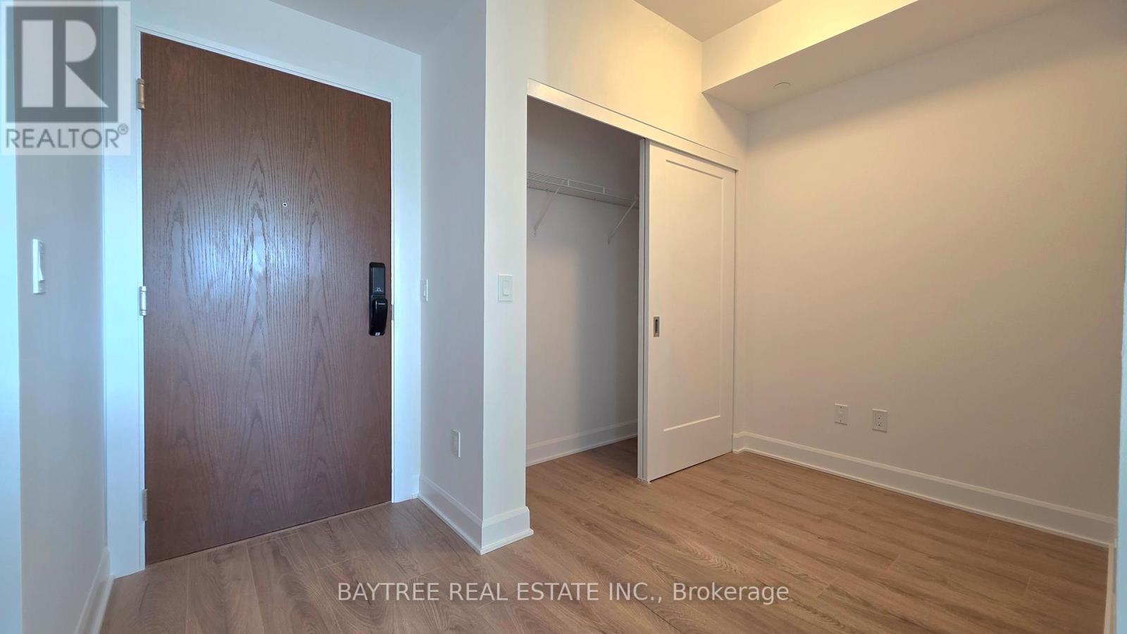 725 - 3240 William Coltson Avenue, Oakville, Ontario  L6H 8C8 - Photo 8 - W13217894