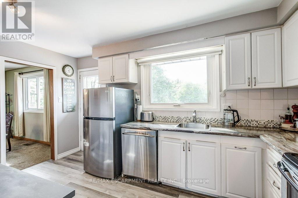 633 Sheraton Road, Burlington, Ontario  L7L 4B3 - Photo 11 - W13217938