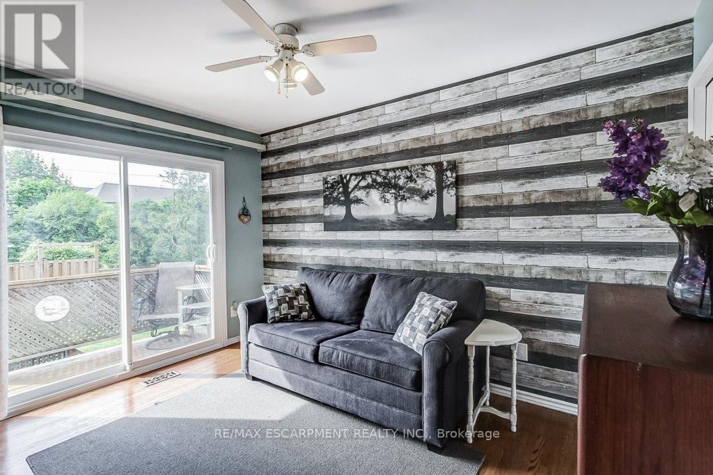 633 Sheraton Road, Burlington, Ontario  L7L 4B3 - Photo 15 - W13217938