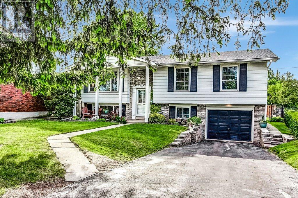 633 Sheraton Road, Burlington, Ontario  L7L 4B3 - Photo 2 - W13217938
