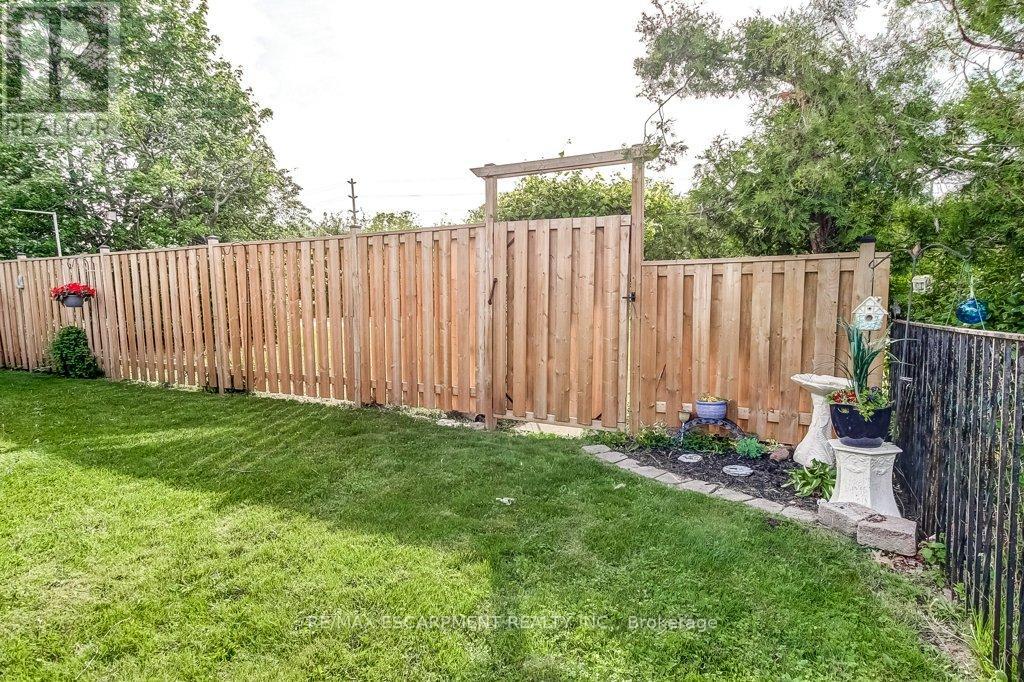 633 Sheraton Road, Burlington, Ontario  L7L 4B3 - Photo 27 - W13217938