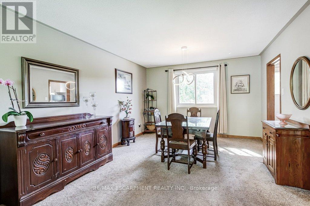 633 Sheraton Road, Burlington, Ontario  L7L 4B3 - Photo 7 - W13217938