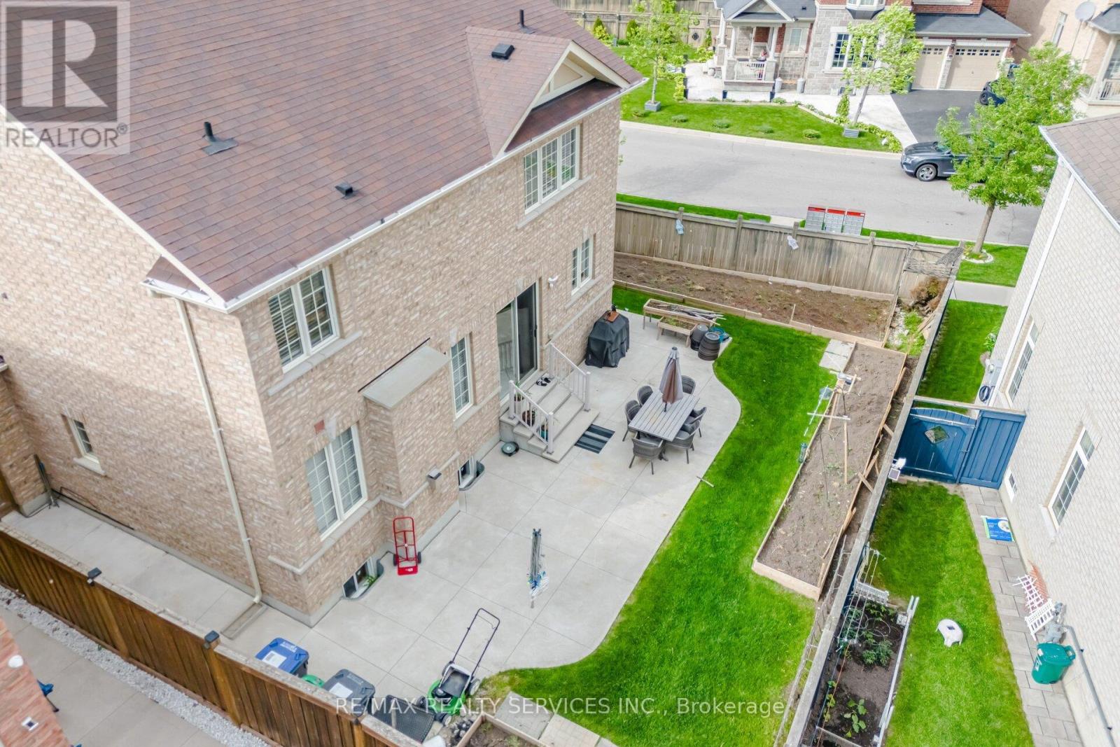 39 Templehill Road, Brampton, Ontario  L6R 3S6 - Photo 42 - W13217954