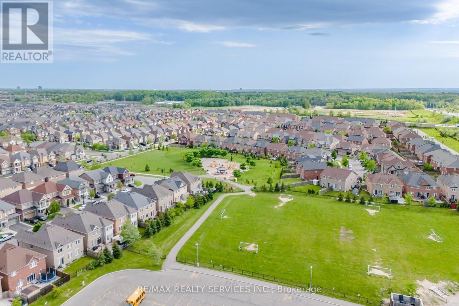 39 Templehill Road, Brampton, Ontario  L6R 3S6 - Photo 47 - W13217954