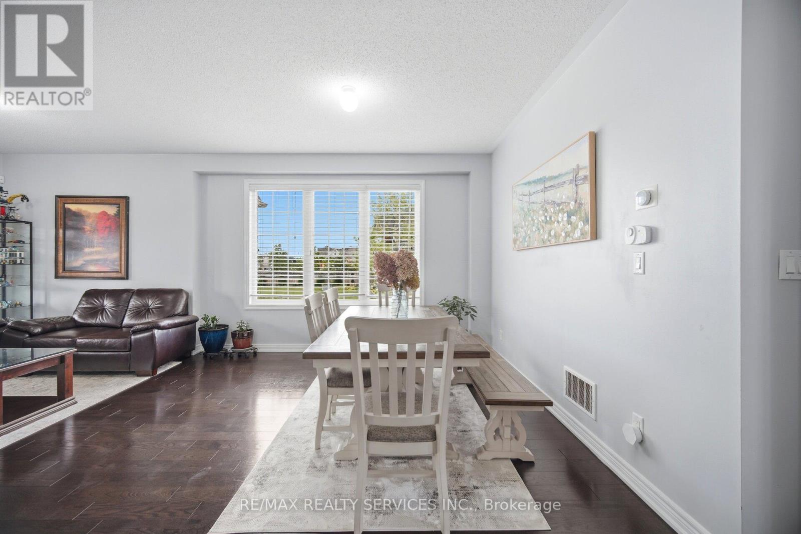 39 Templehill Road, Brampton, Ontario  L6R 3S6 - Photo 7 - W13217954