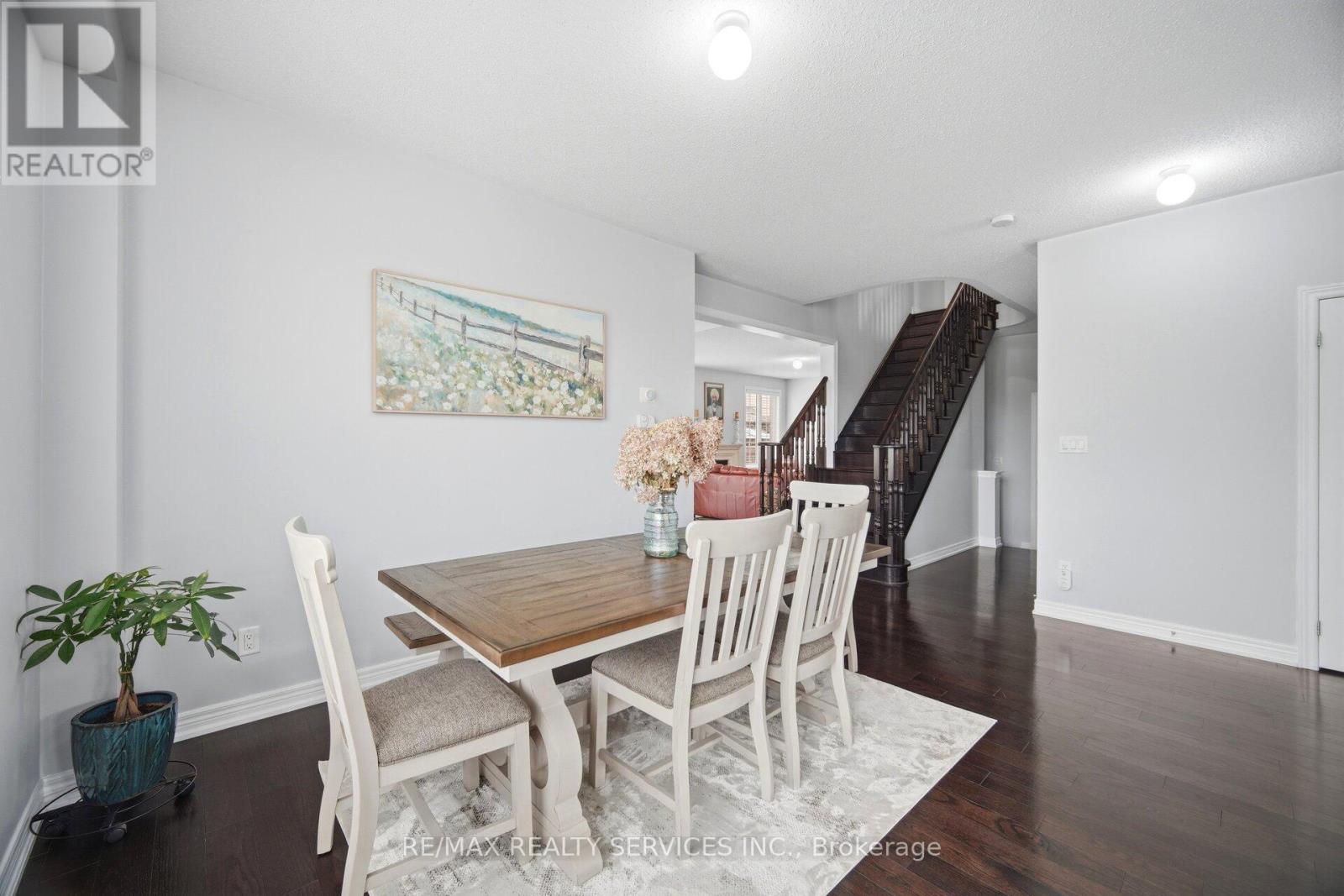 39 Templehill Road, Brampton, Ontario  L6R 3S6 - Photo 8 - W13217954