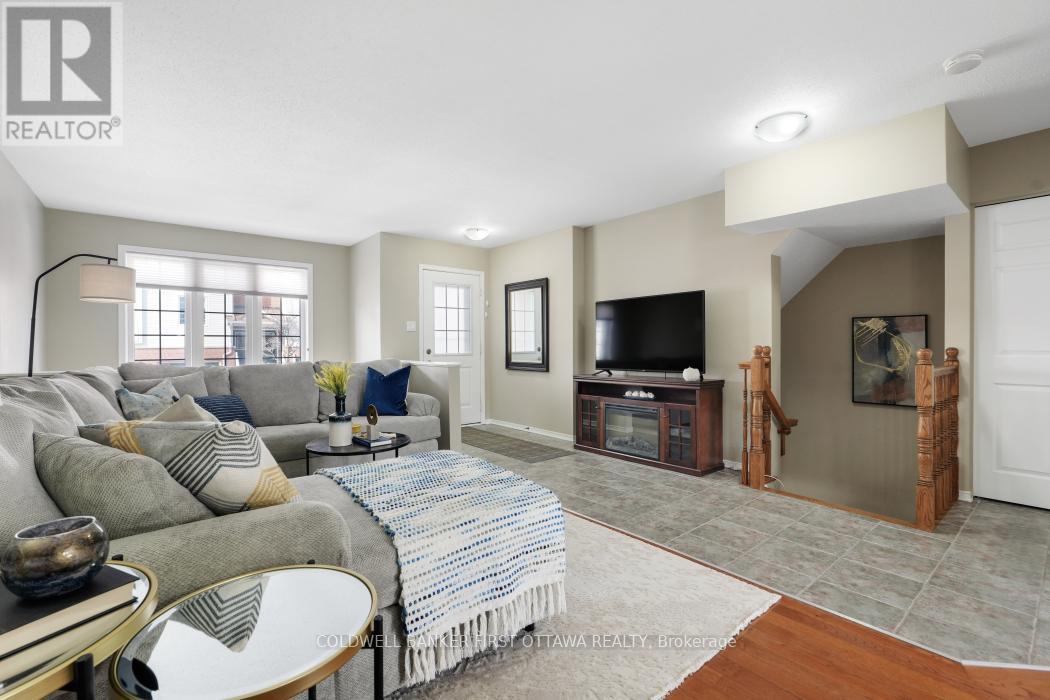 348 Wiffen Private, Ottawa, Ontario  K2H 1G4 - Photo 4 - X12917206