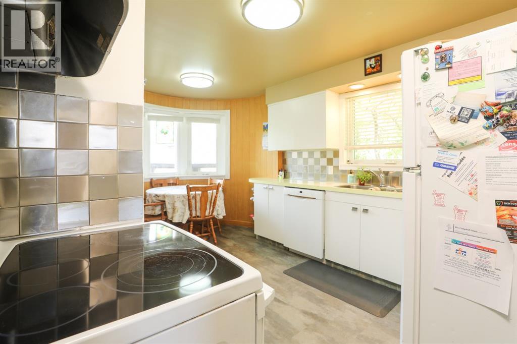25 W 1 Avenue S, Magrath, Alberta  T0K 1J0 - Photo 9 - A2313620