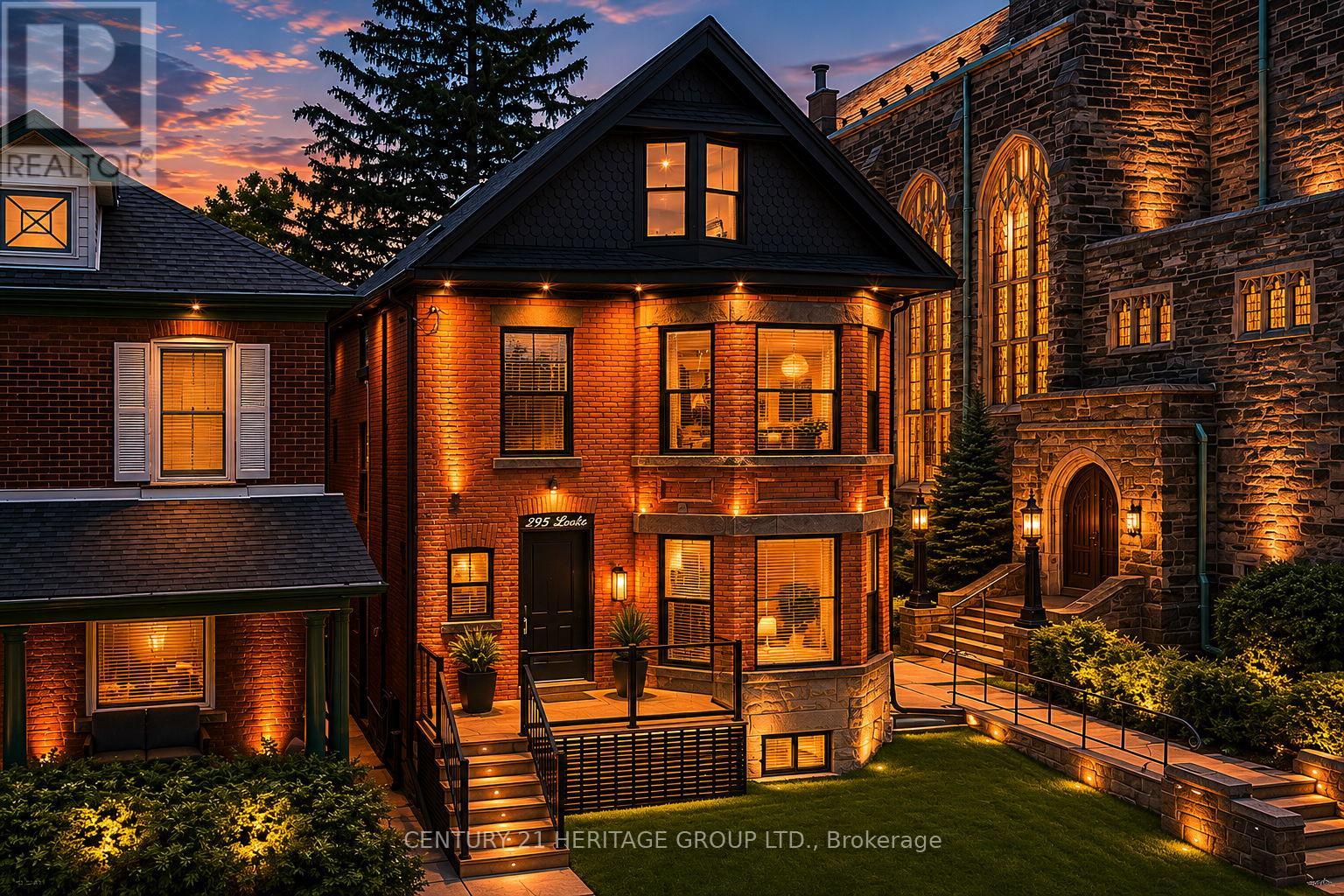 295 LOCKE STREET S, Hamilton, Ontario
