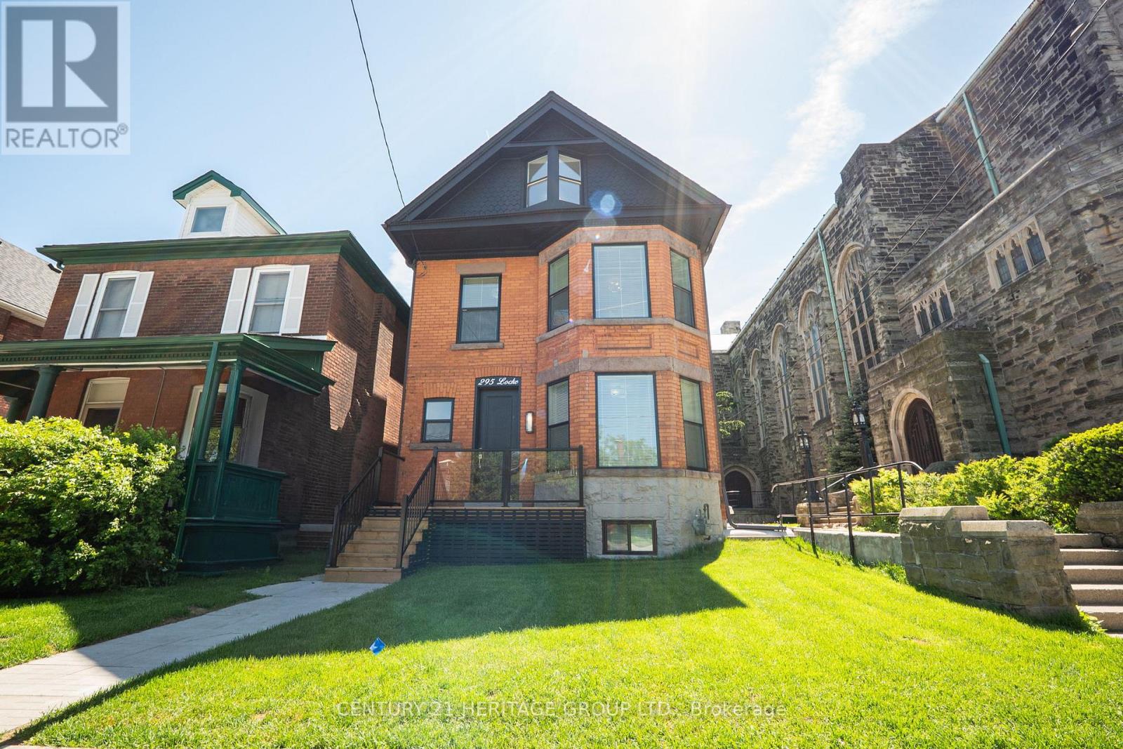 295 Locke Street S, Hamilton, Ontario  L8P 4C3 - Photo 2 - X13217896