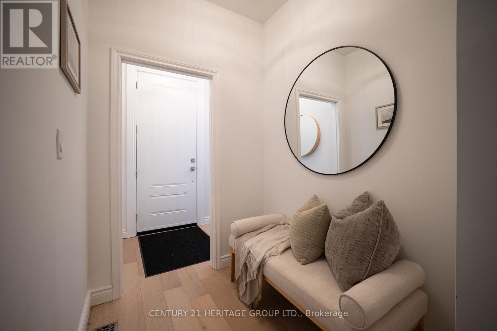 295 Locke Street S, Hamilton, Ontario  L8P 4C3 - Photo 3 - X13217896