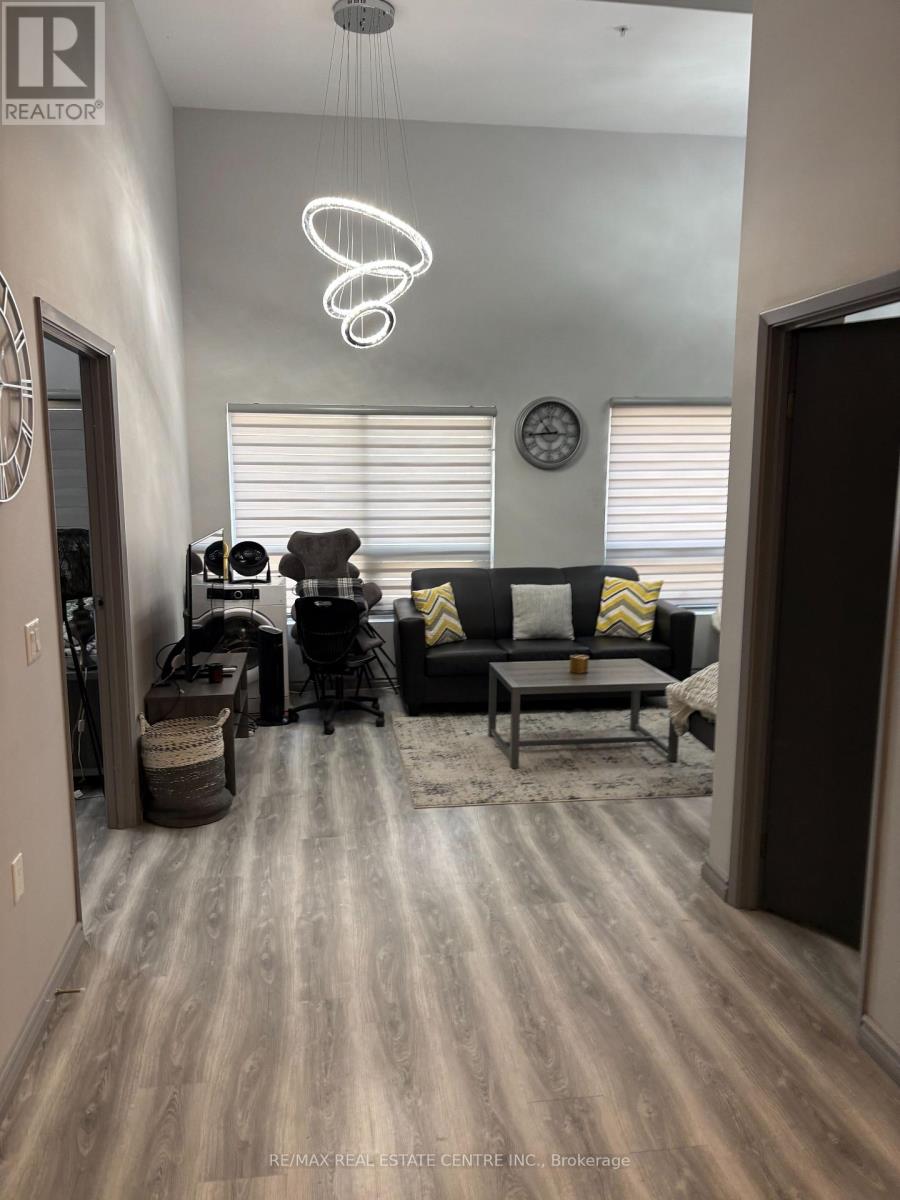 111 - 275f Larch Street, Waterloo, Ontario  N2L 0J3 - Photo 13 - X13217952