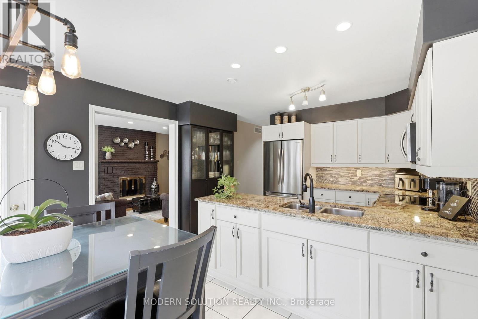 198 Pine Valley Drive, London South, Ontario  N6J 4N7 - Photo 12 - X13217964