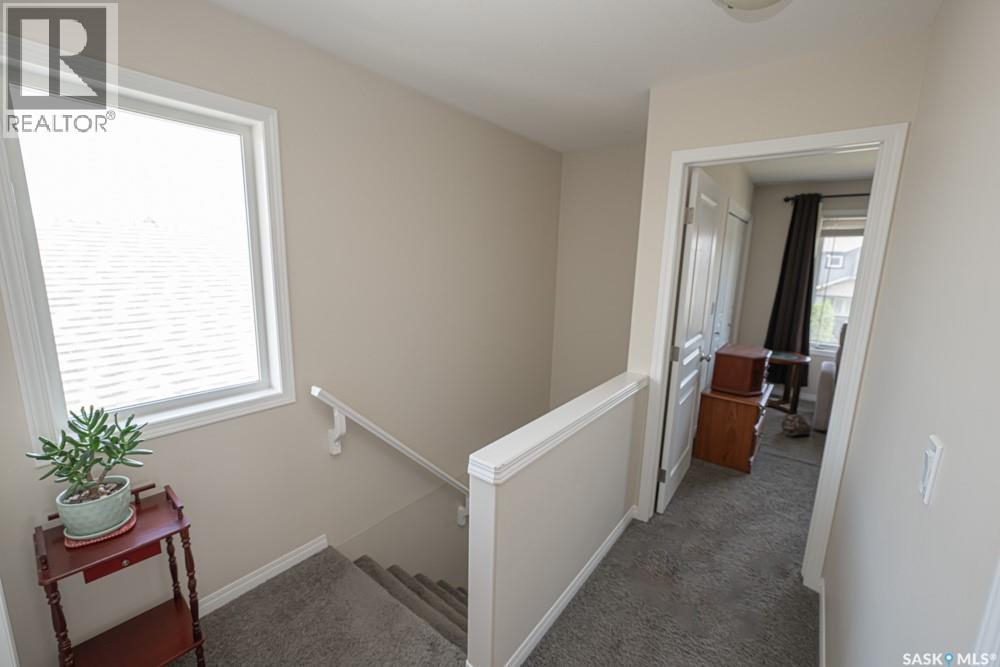 363 Levalley Cove, Saskatoon, Saskatchewan  S7T 0H5 - Photo 14 - SK037655