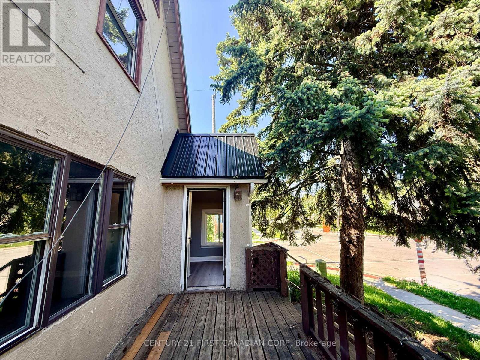 #1 - 363 Ashland Avenue, London East, Ontario  N5W 4E9 - Photo 3 - X13217980