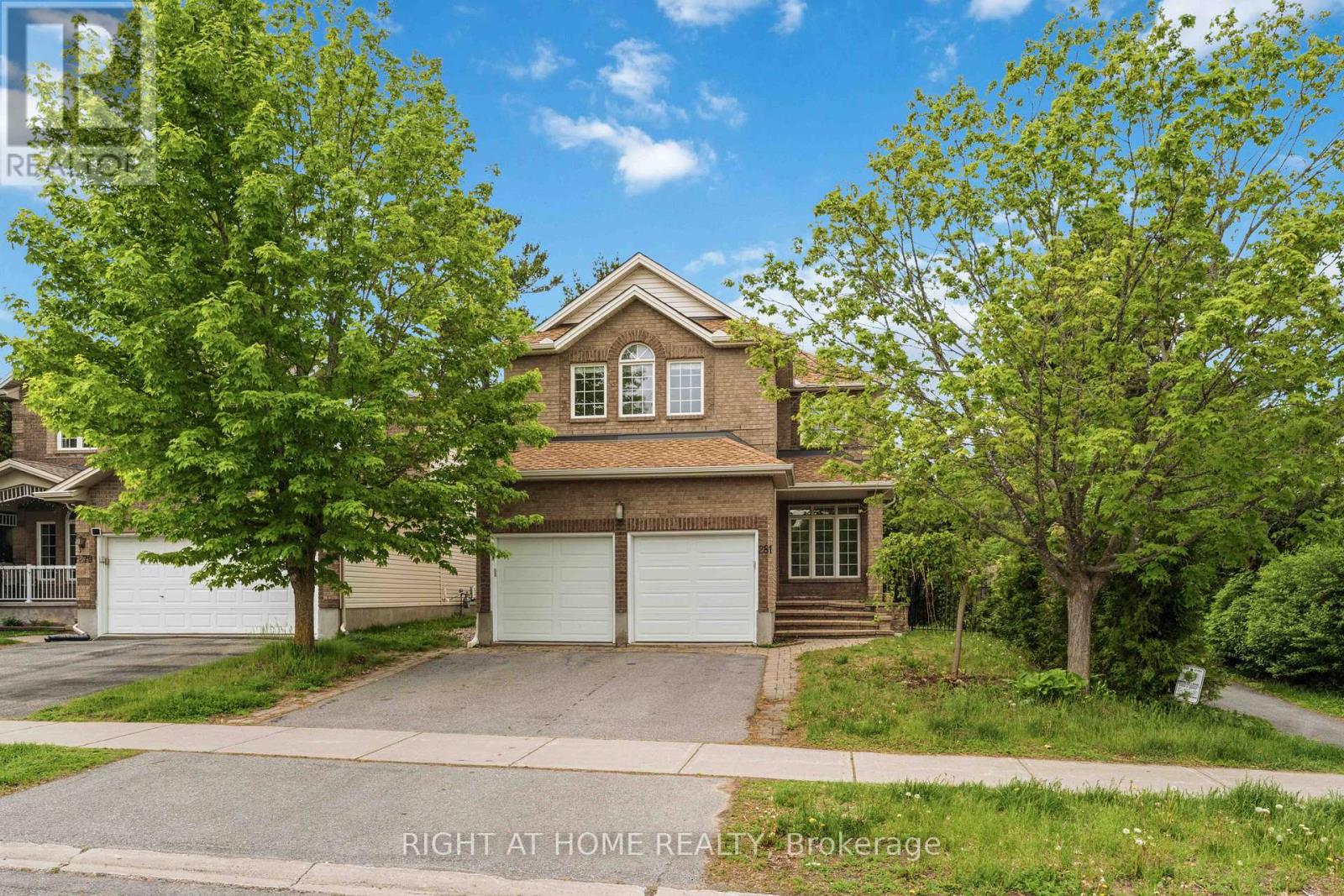 281 GOLDRIDGE DRIVE, Ottawa, Ontario