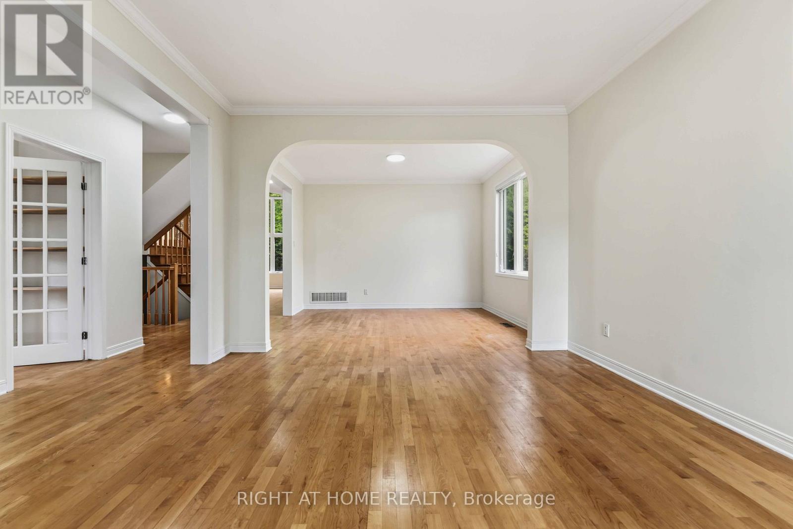 281 Goldridge Drive, Ottawa, Ontario  K2T 1H4 - Photo 12 - X13217982
