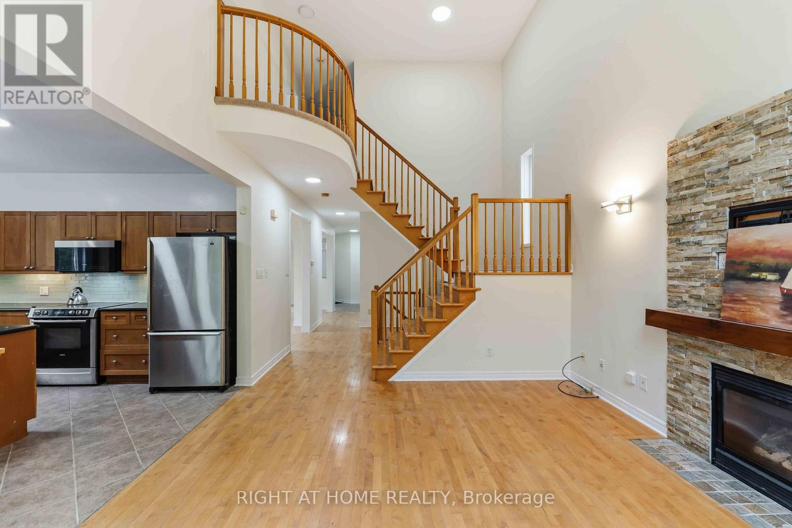281 Goldridge Drive, Ottawa, Ontario  K2T 1H4 - Photo 5 - X13217982
