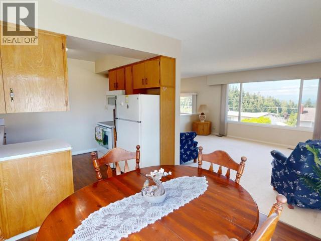 3730 Selkirk Ave, Powell River, British Columbia  V8A 3C1 - Photo 12 - 19913