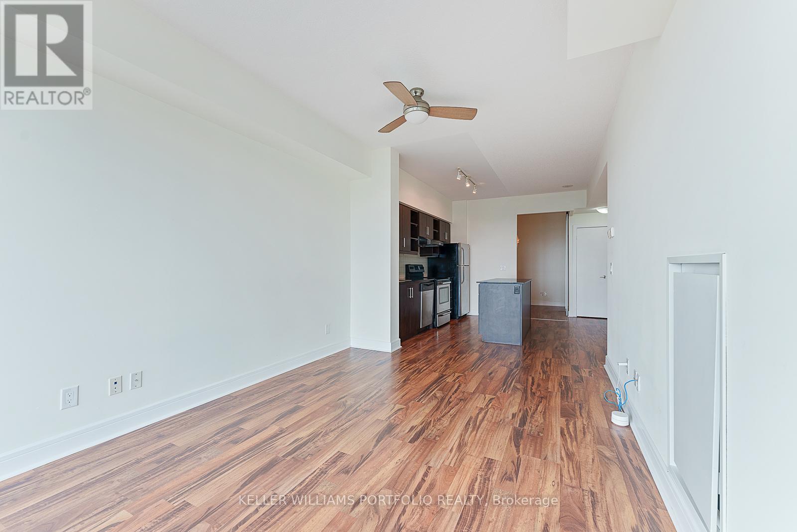 910 - 35 Brian Peck Crescent, Toronto, Ontario  M4G 4J7 - Photo 13 - C13217976