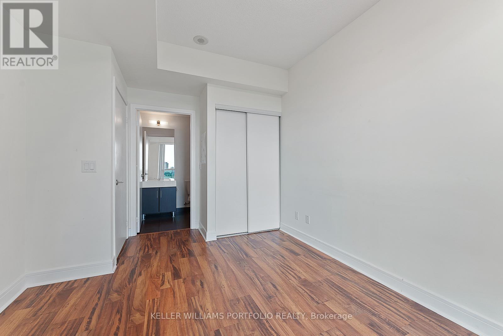 910 - 35 Brian Peck Crescent, Toronto, Ontario  M4G 4J7 - Photo 19 - C13217976