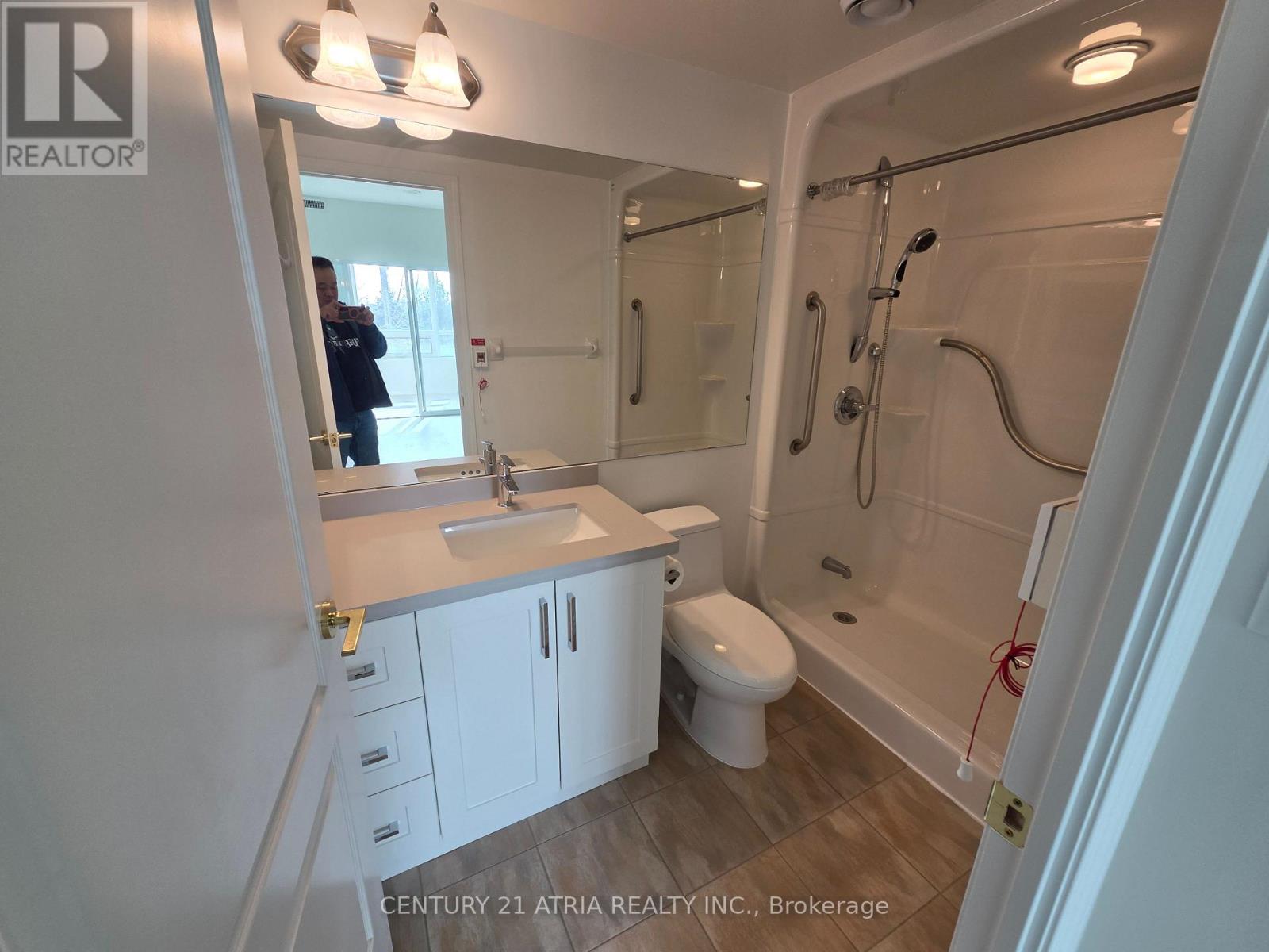 221 - 2020 Mcnicoll Avenue, Toronto, Ontario  M1V 0B5 - Photo 8 - E13217992