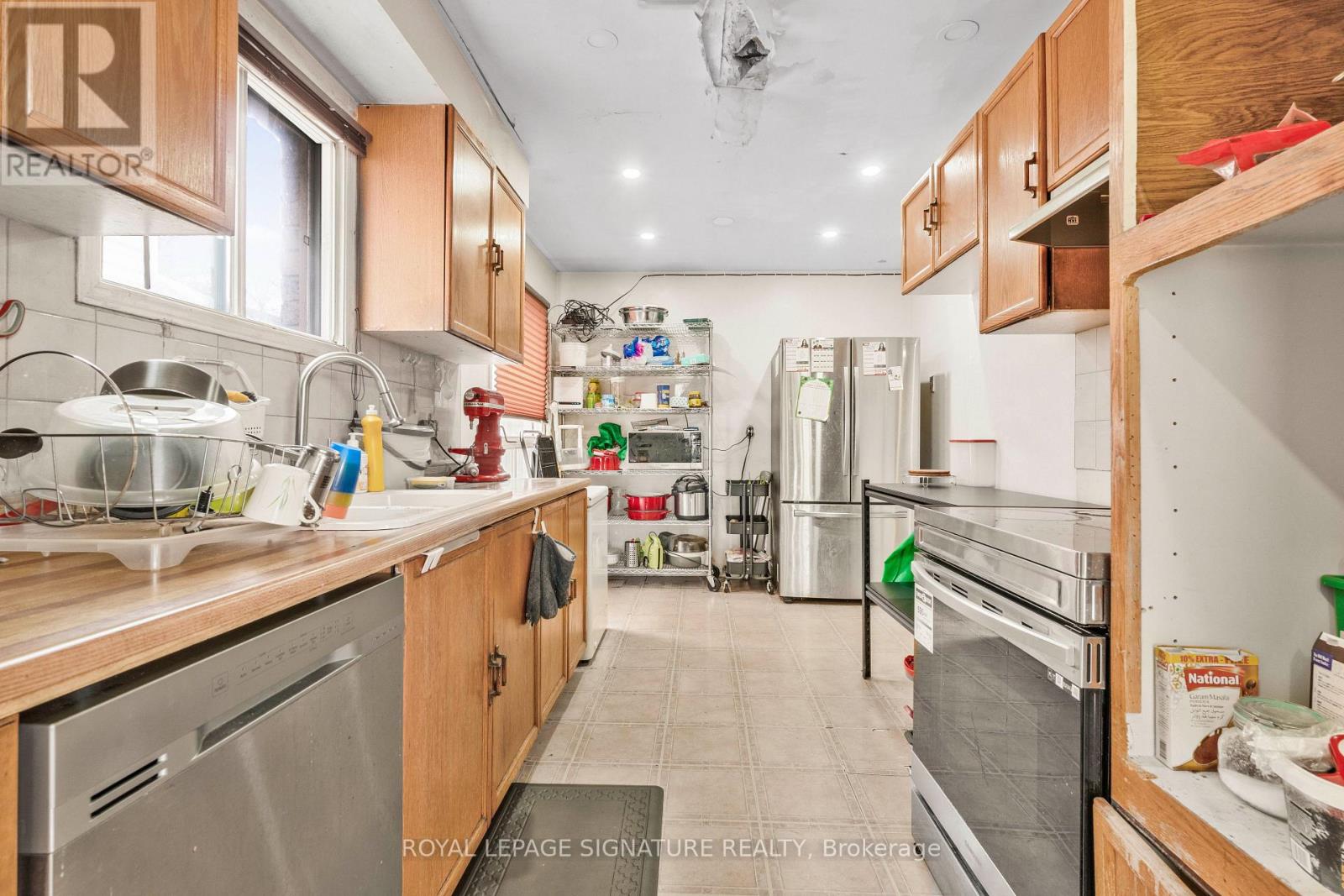 1405 Anton Square, Pickering, Ontario  L1V 5T5 - Photo 12 - E13218016