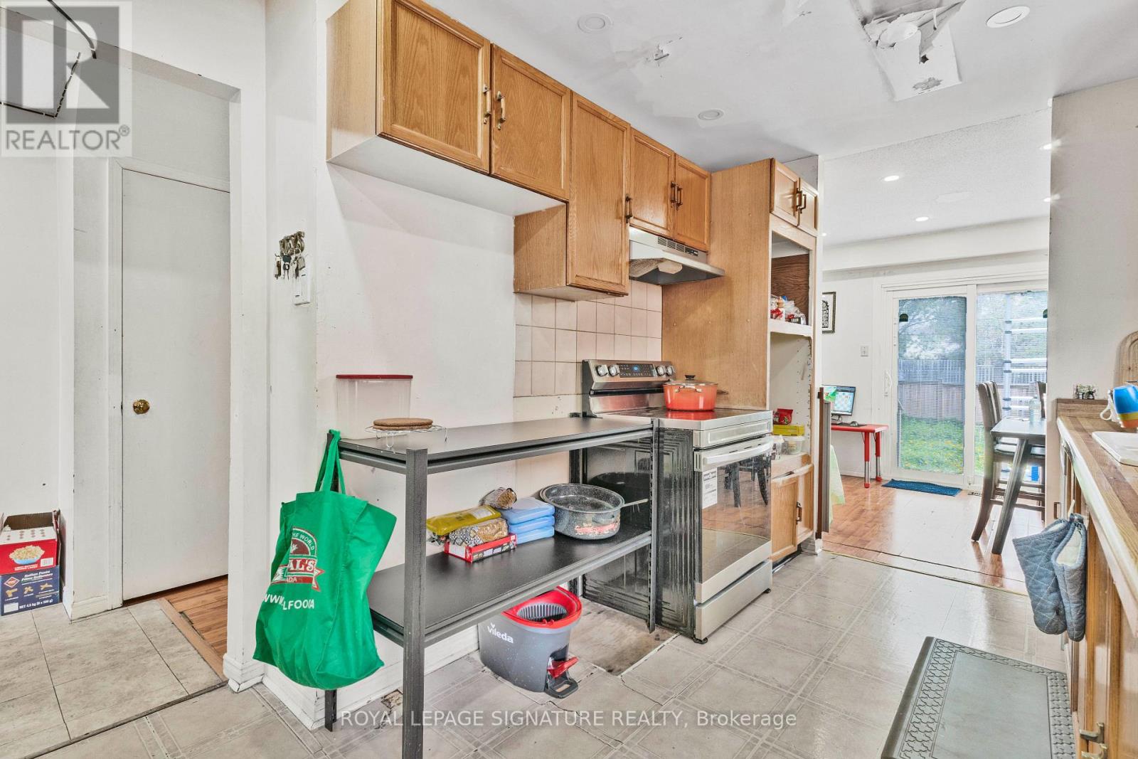 1405 Anton Square, Pickering, Ontario  L1V 5T5 - Photo 16 - E13218016