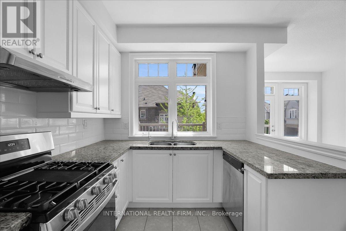 2014 Lakeshore Road W, Mississauga, Ontario  L5J 1J8 - Photo 17 - W13217974
