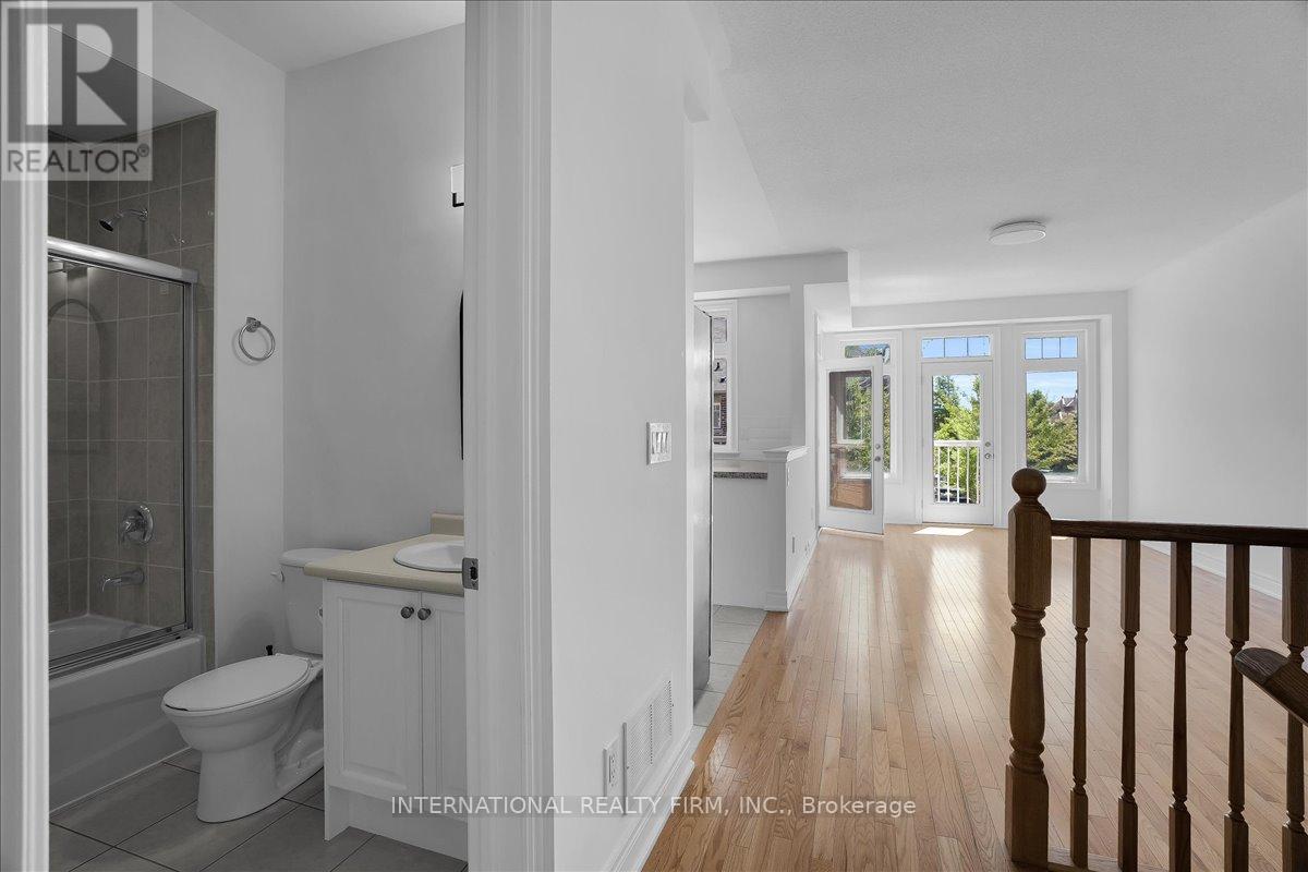 2014 Lakeshore Road W, Mississauga, Ontario  L5J 1J8 - Photo 18 - W13217974