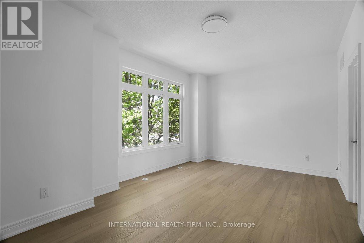 2014 Lakeshore Road W, Mississauga, Ontario  L5J 1J8 - Photo 20 - W13217974