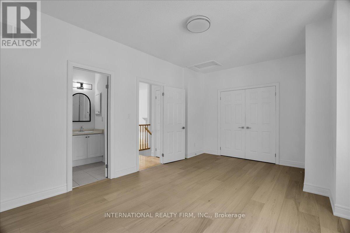 2014 Lakeshore Road W, Mississauga, Ontario  L5J 1J8 - Photo 21 - W13217974