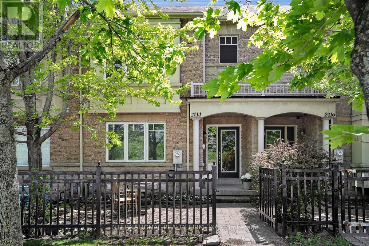 2014 Lakeshore Road W, Mississauga, Ontario  L5J 1J8 - Photo 3 - W13217974