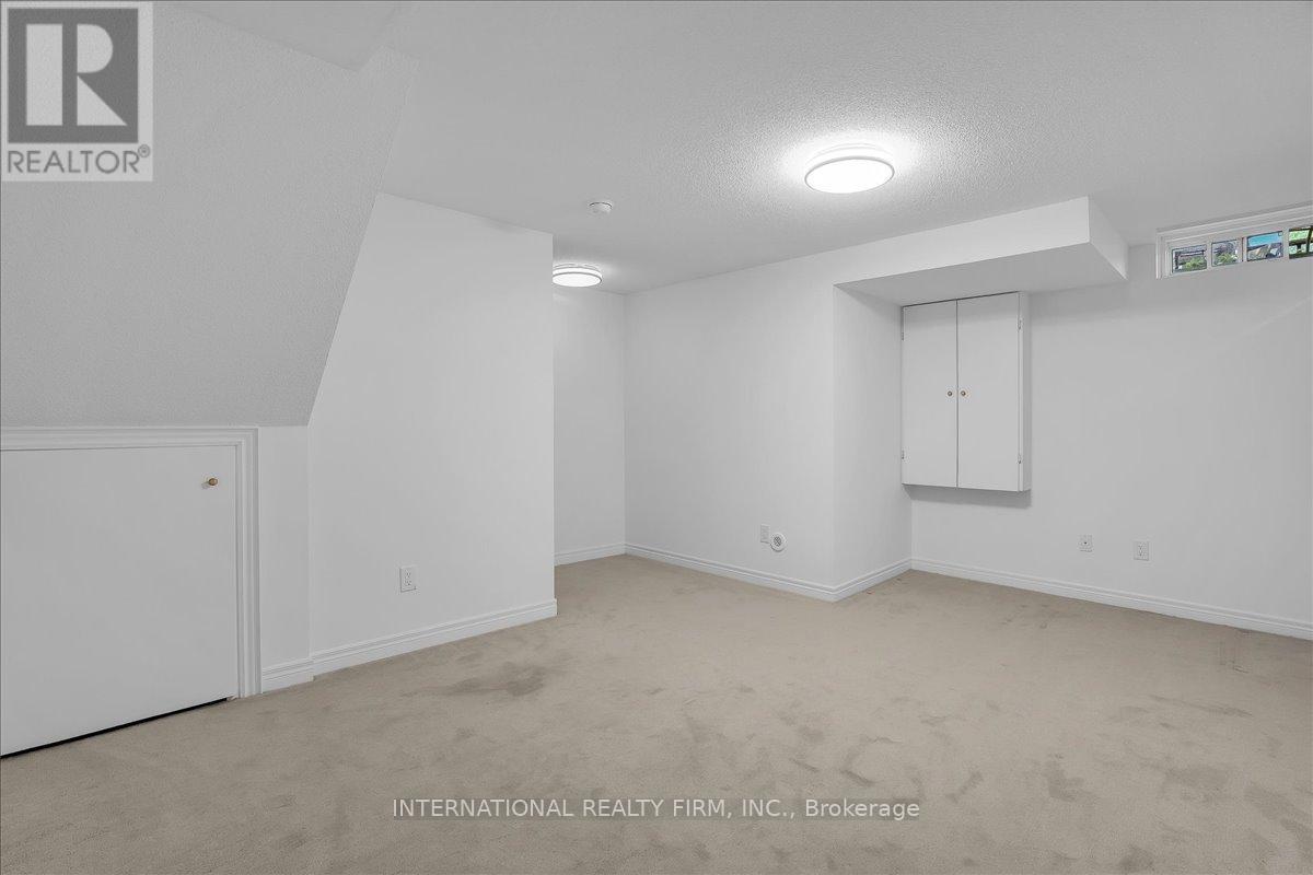 2014 Lakeshore Road W, Mississauga, Ontario  L5J 1J8 - Photo 32 - W13217974