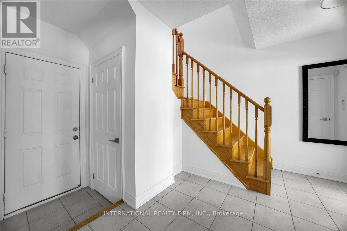 2014 Lakeshore Road W, Mississauga, Ontario  L5J 1J8 - Photo 33 - W13217974