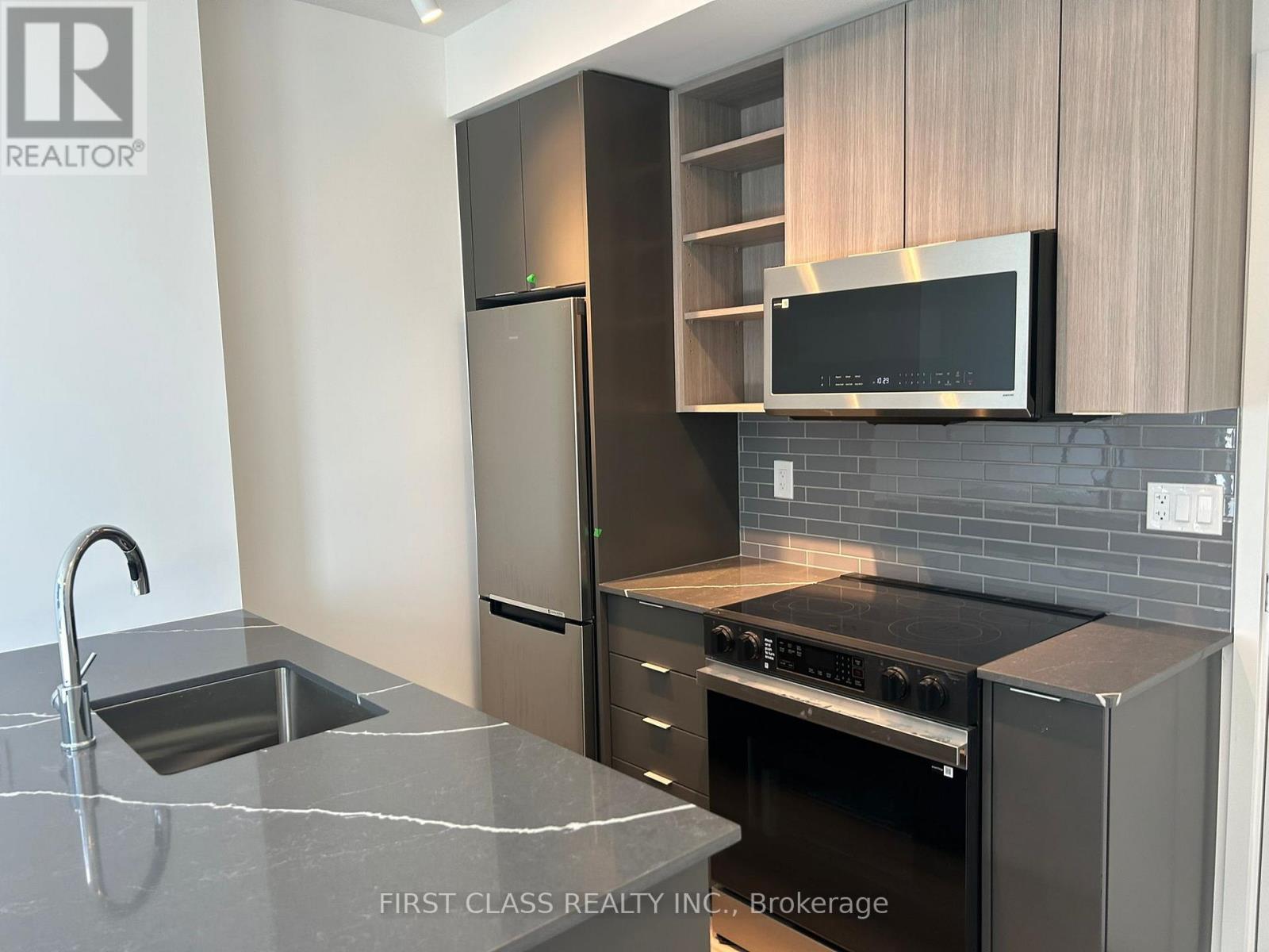 2203 - 2075 LAKESHORE ROAD, Burlington, Ontario