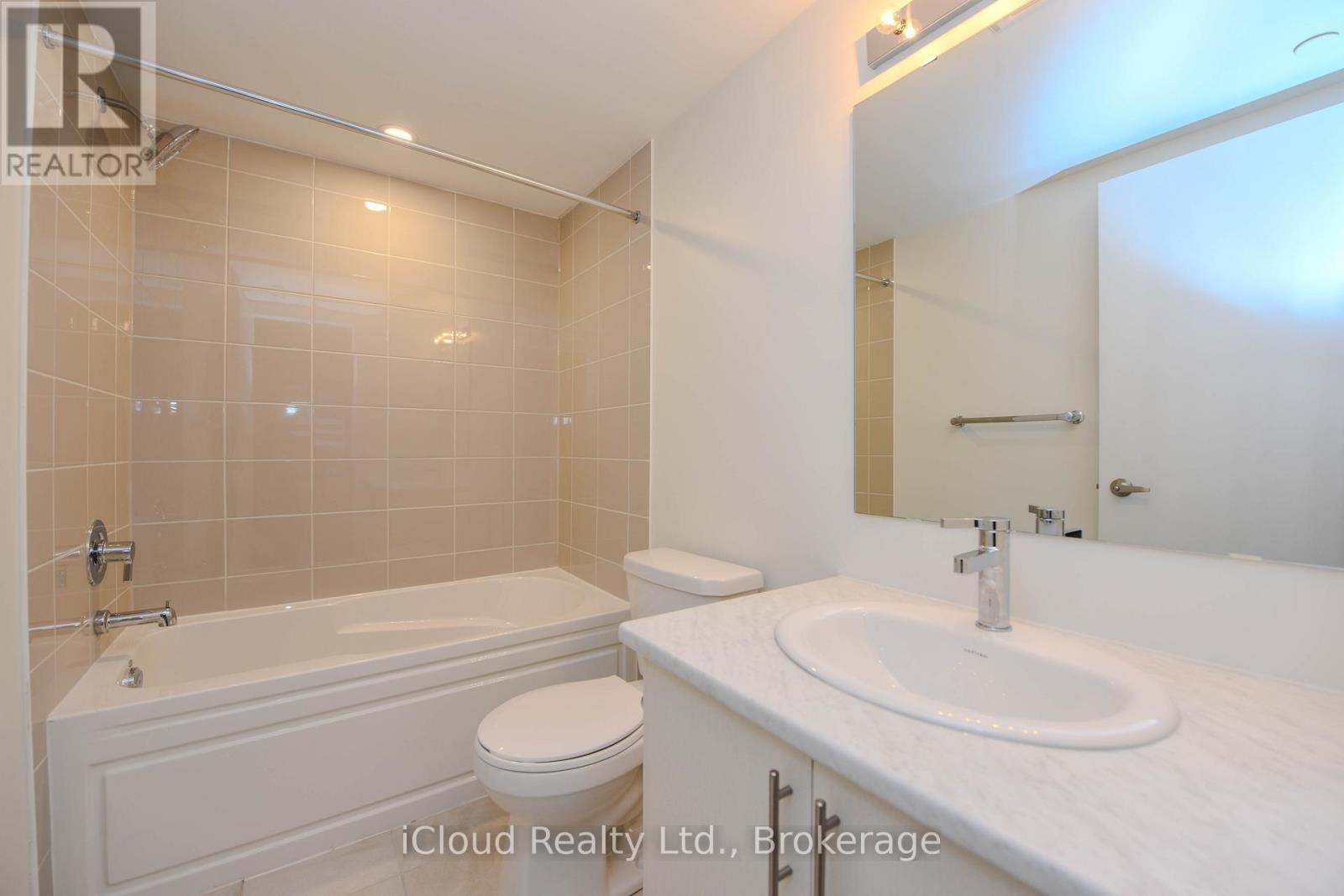 22 - 3425 Ridgeway Drive, Mississauga, Ontario  L5L 0B9 - Photo 26 - W13218008
