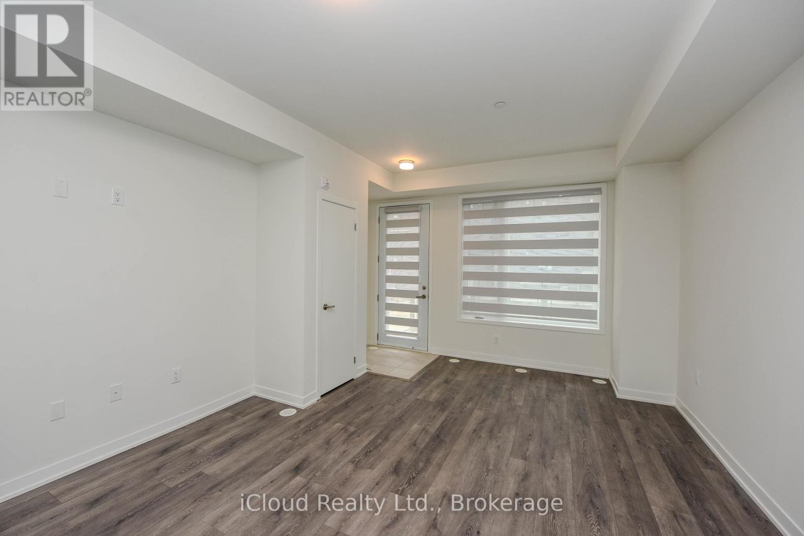 22 - 3425 Ridgeway Drive, Mississauga, Ontario  L5L 0B9 - Photo 3 - W13218008