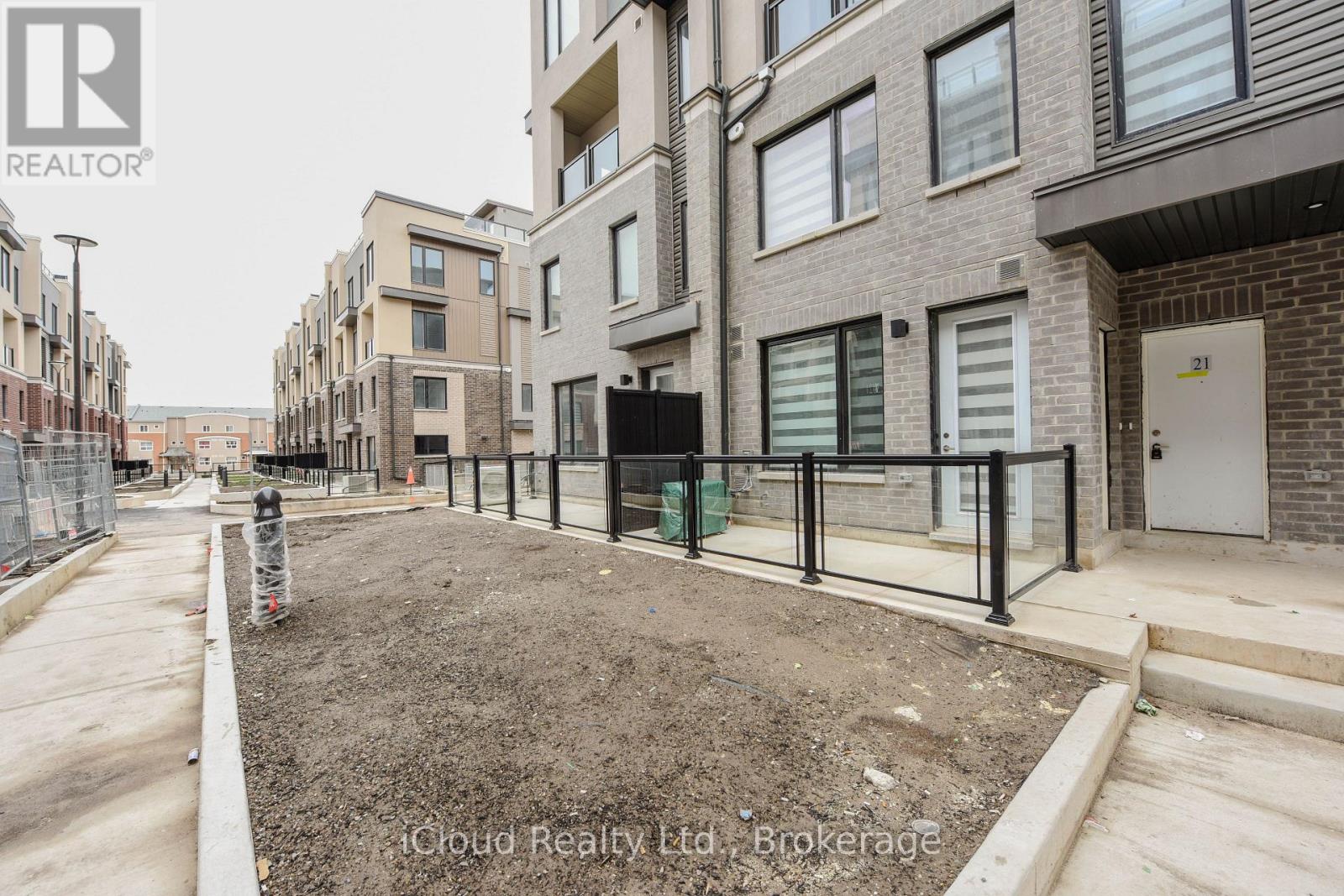 22 - 3425 Ridgeway Drive, Mississauga, Ontario  L5L 0B9 - Photo 31 - W13218008