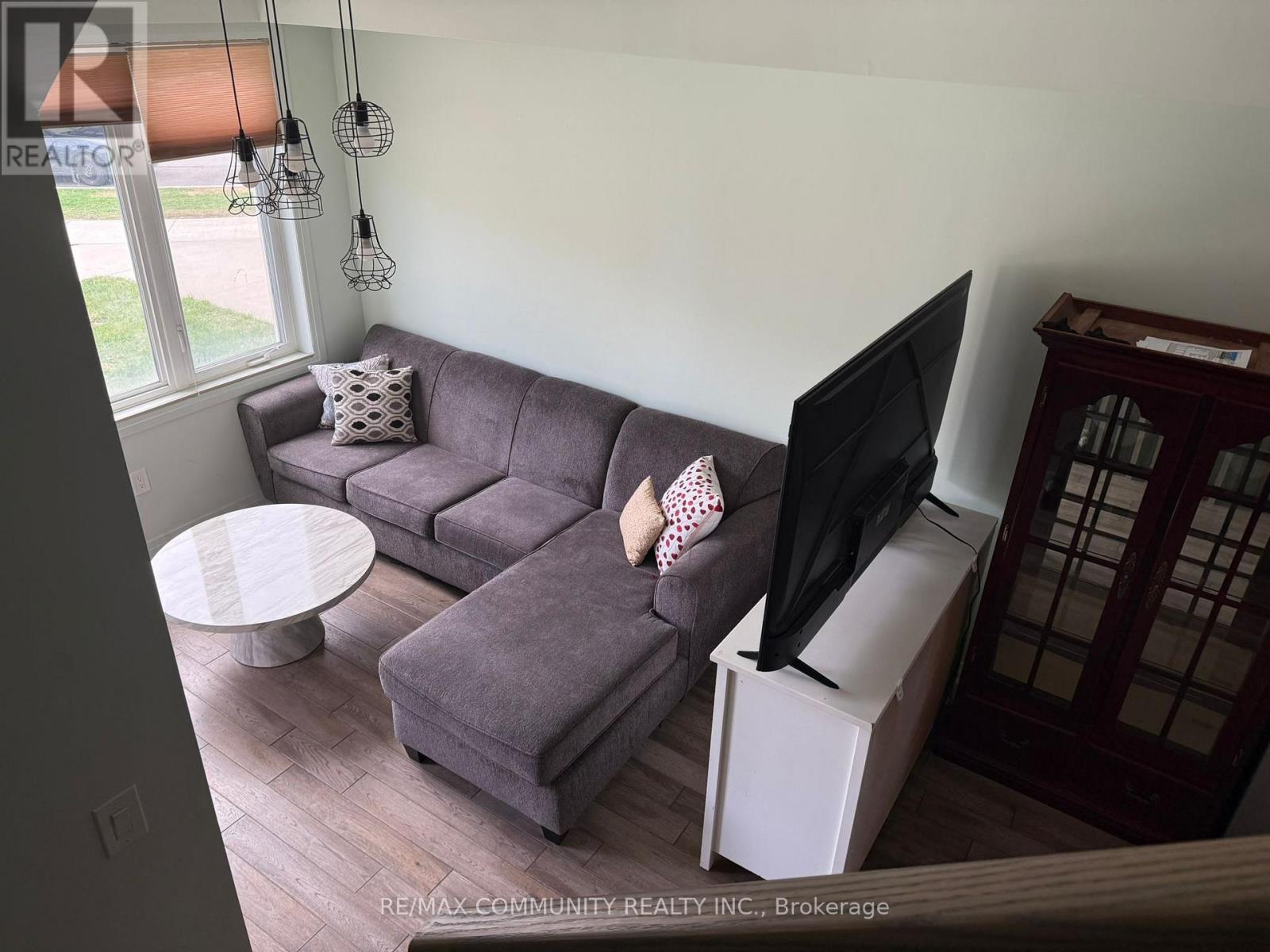46 Sarah Jackson Crescent, Toronto, Ontario  M3K 0B6 - Photo 3 - W13218012