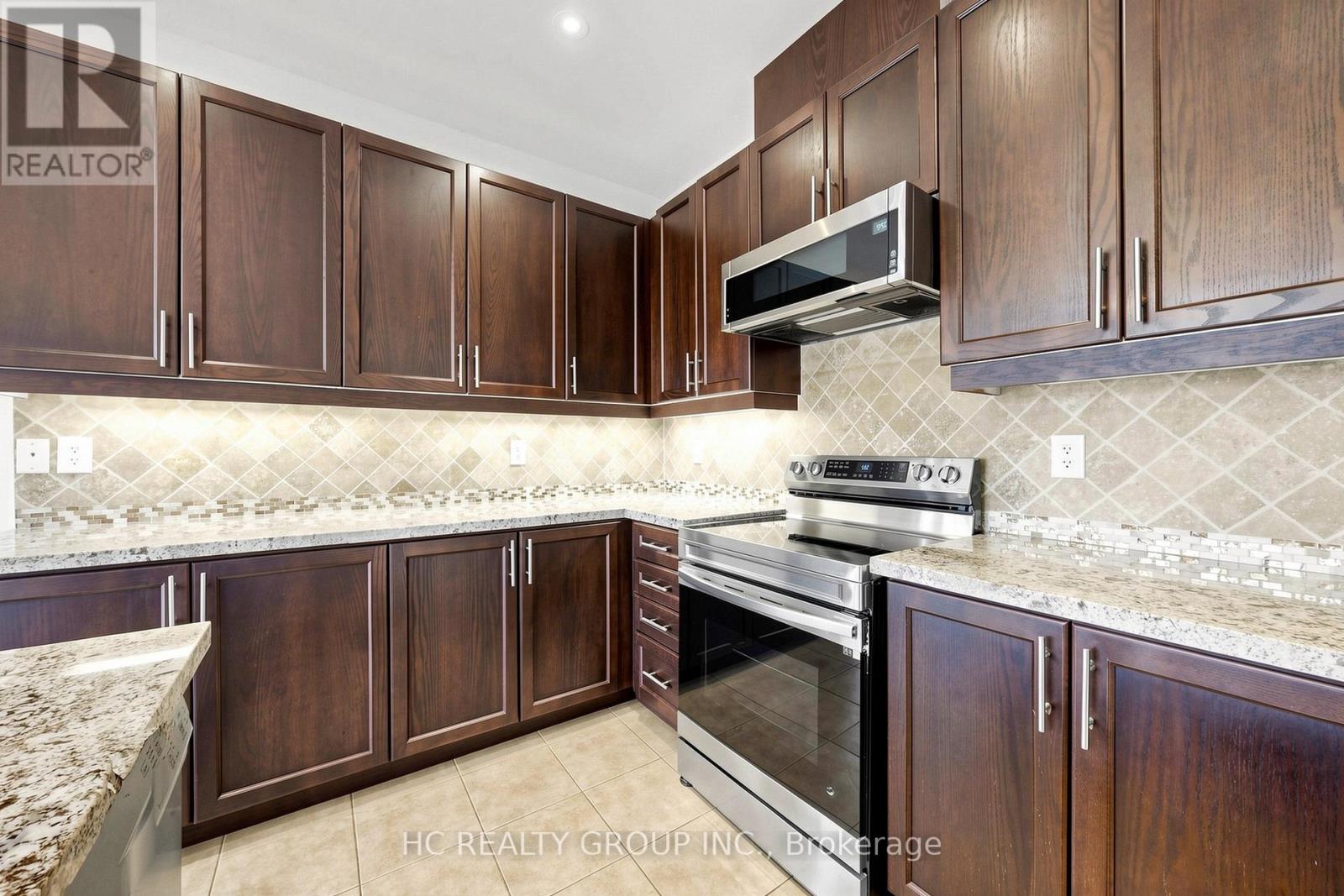 465 Woodspring Avenue, Newmarket, Ontario  L3X 3L1 - Photo 11 - N13187978