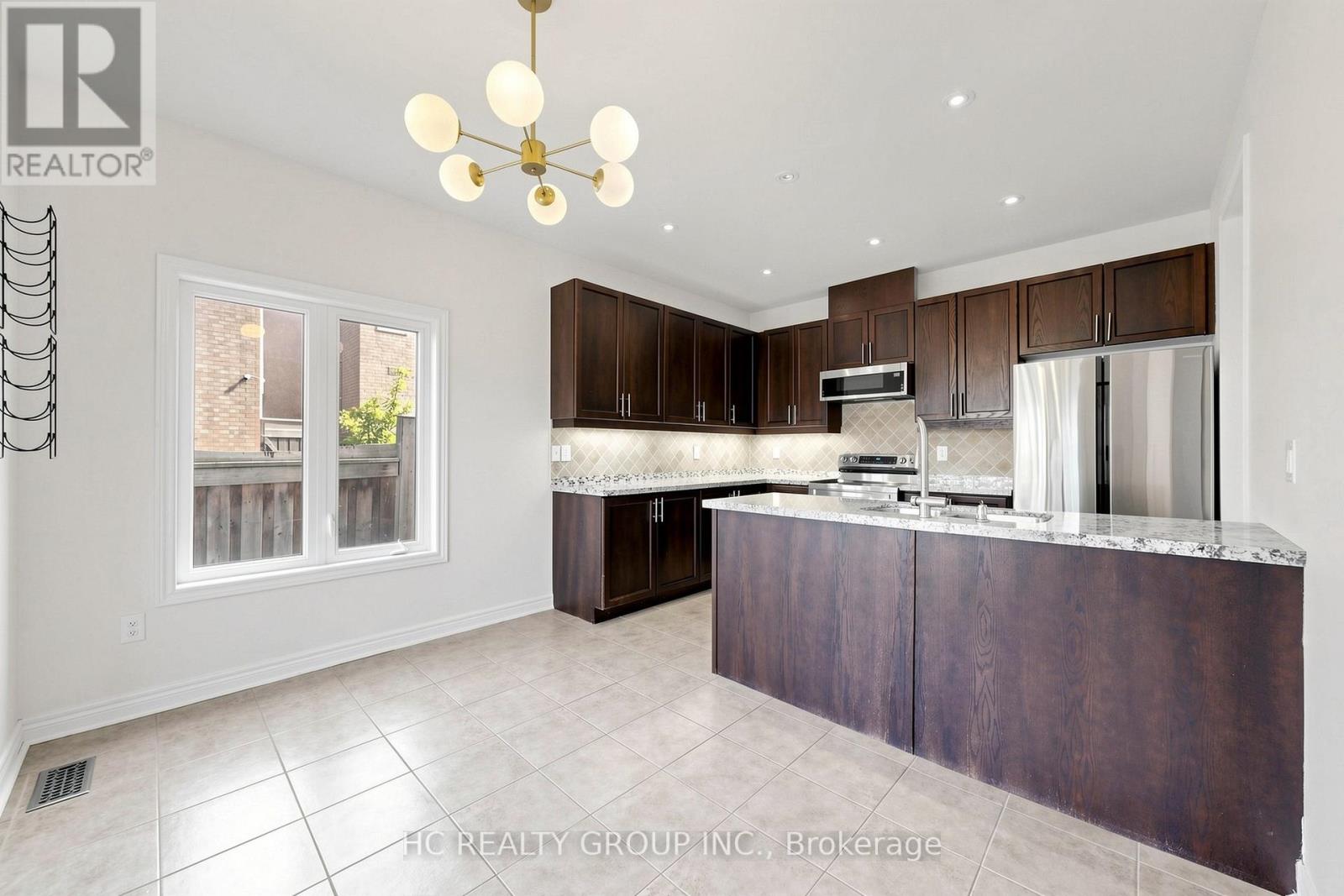 465 Woodspring Avenue, Newmarket, Ontario  L3X 3L1 - Photo 8 - N13187978