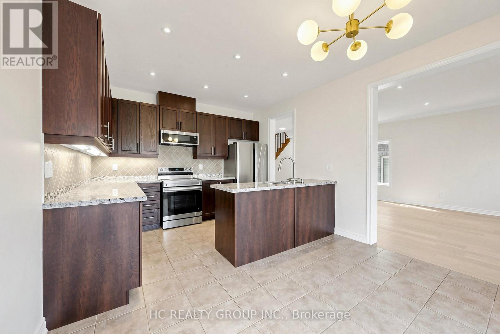 465 Woodspring Avenue, Newmarket, Ontario  L3X 3L1 - Photo 9 - N13187978
