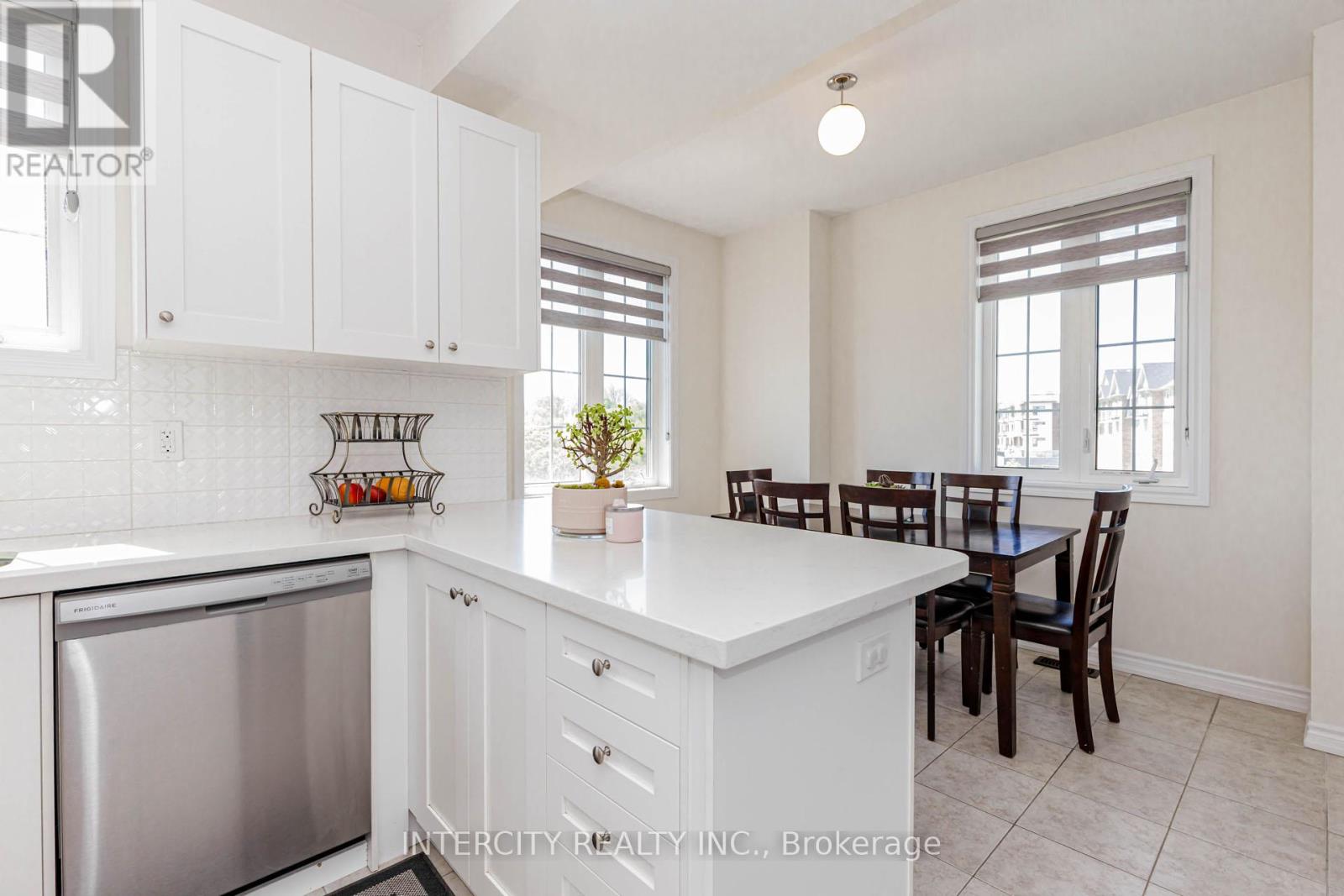 44 Shiff Crescent, Brampton, Ontario  L6Z 0B4 - Photo 19 - W13216628