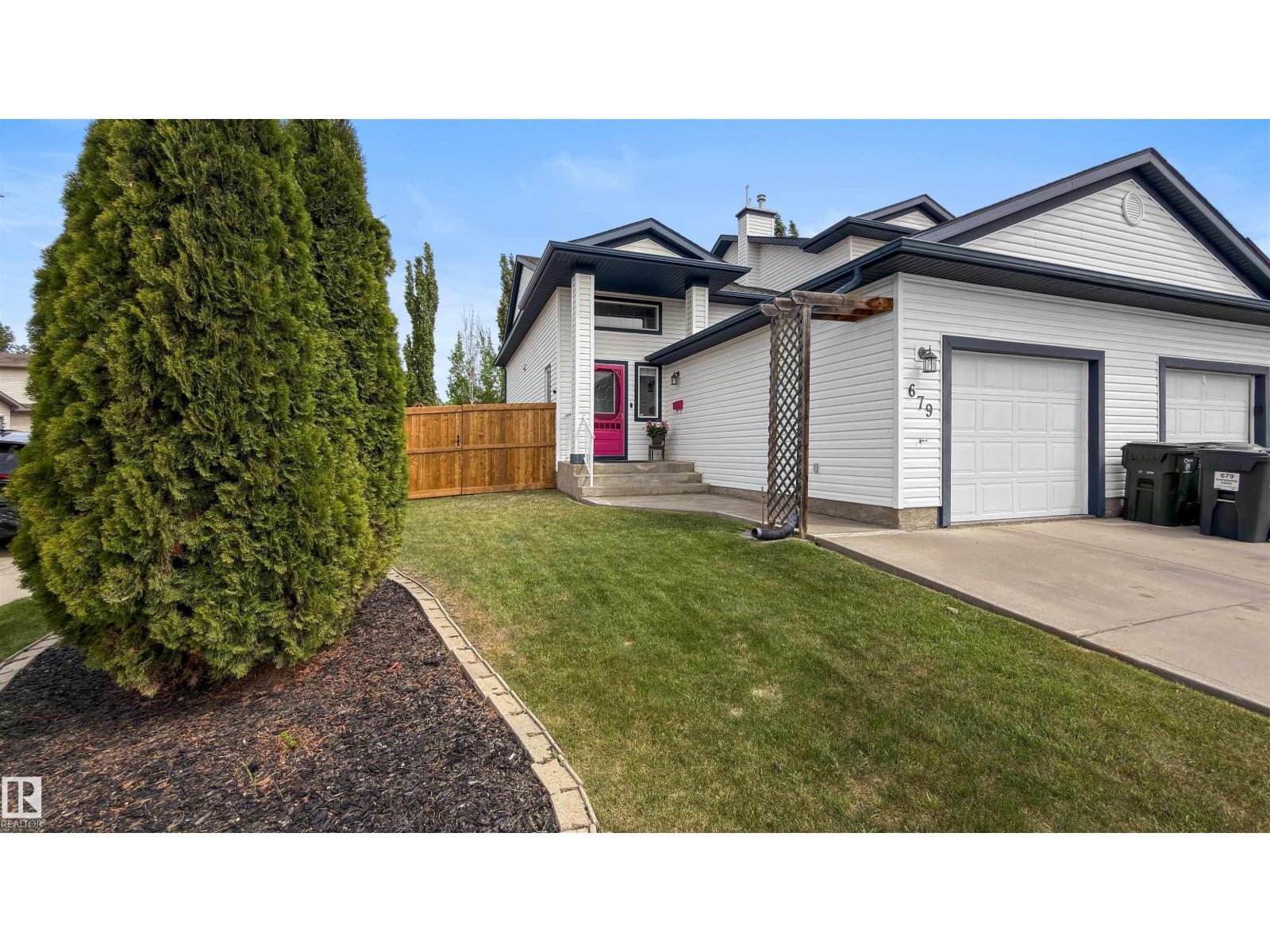 679 KANANASKIS DR, devon, Alberta